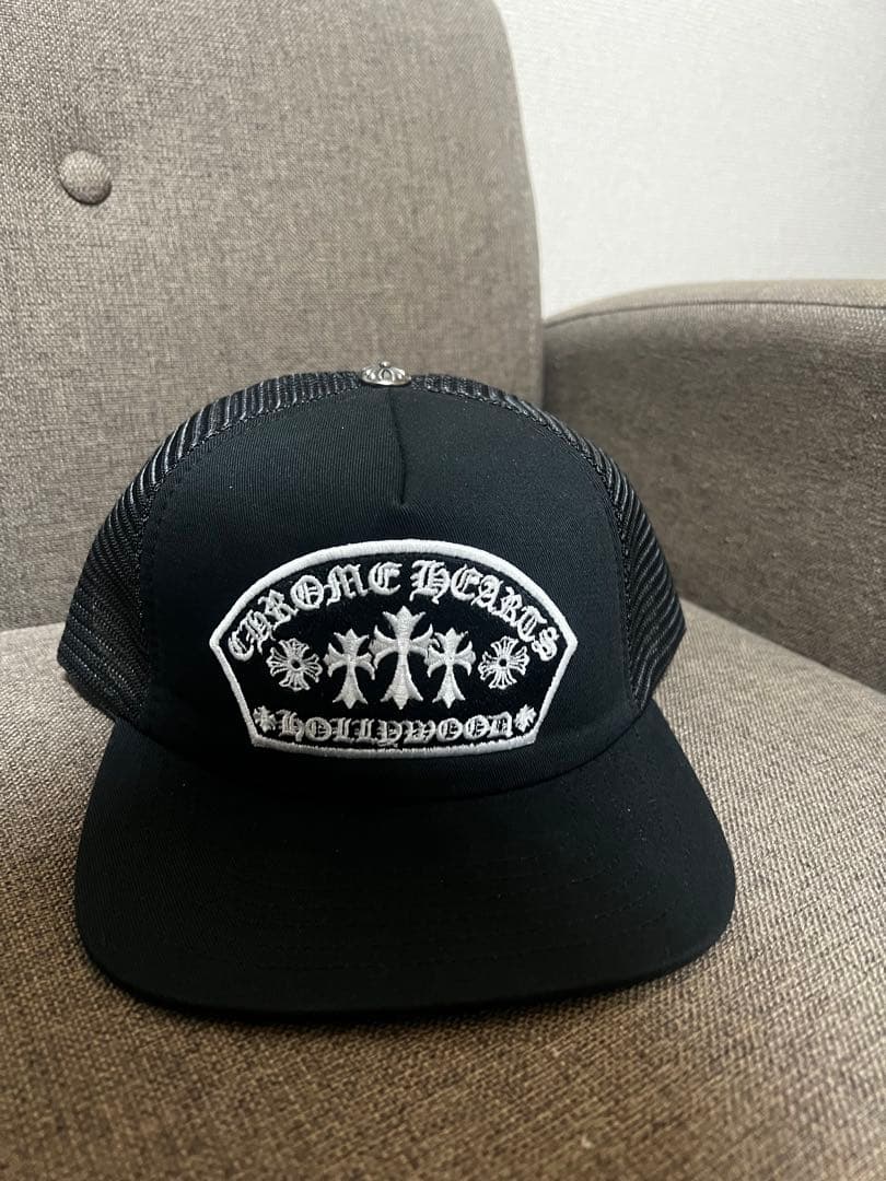 ブラック トラッカーキャップ (Chrome Hearts)