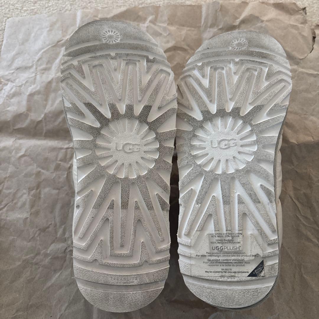 UGGスリッポン