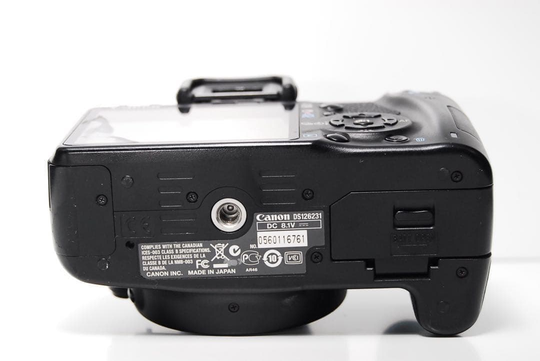 ⭐️軽重量⭐️Canon Kiss X3 一眼レフ　手振れ補正付き　初心者向け