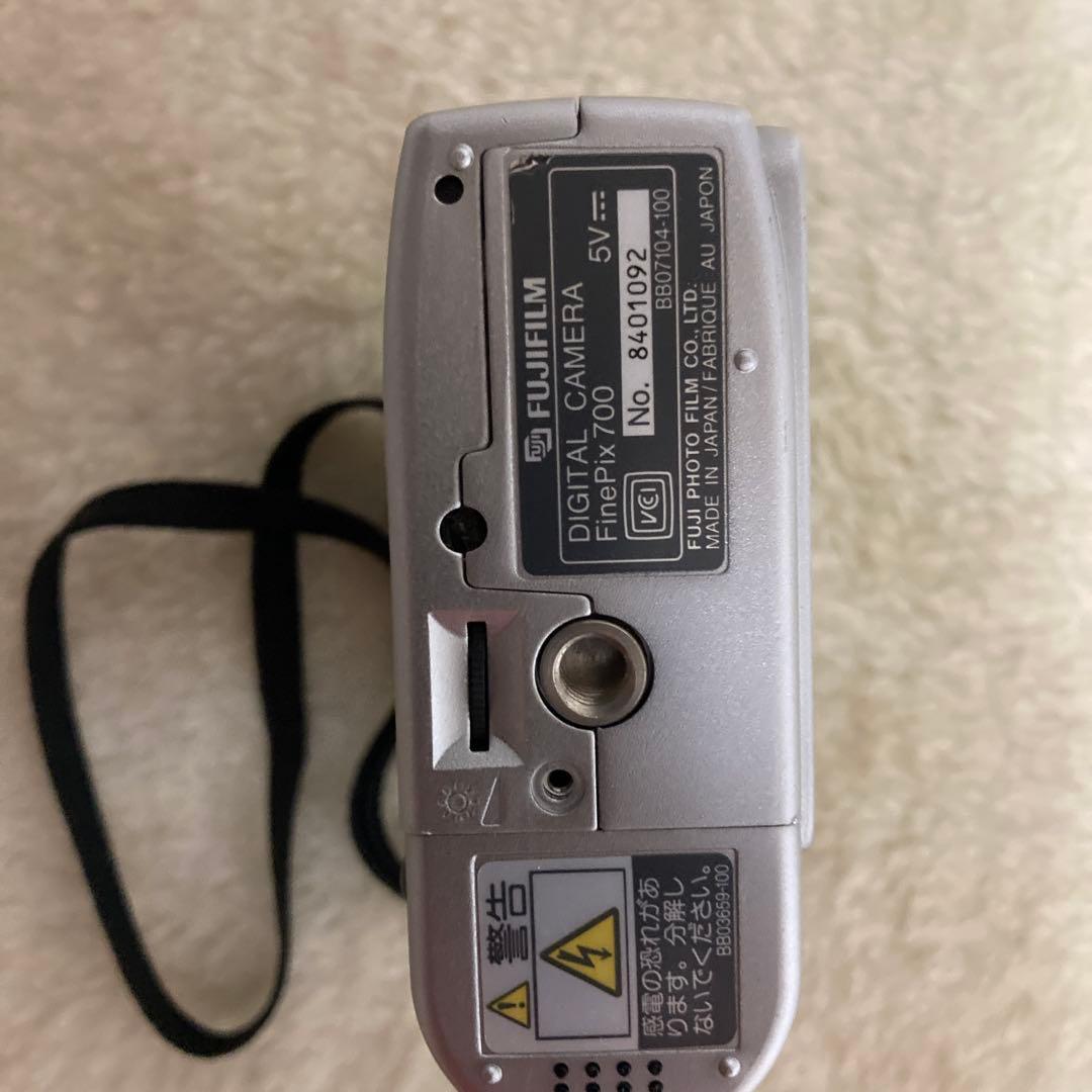 FUJIFILM FinePix 700 コンパクトデジタルカメラ