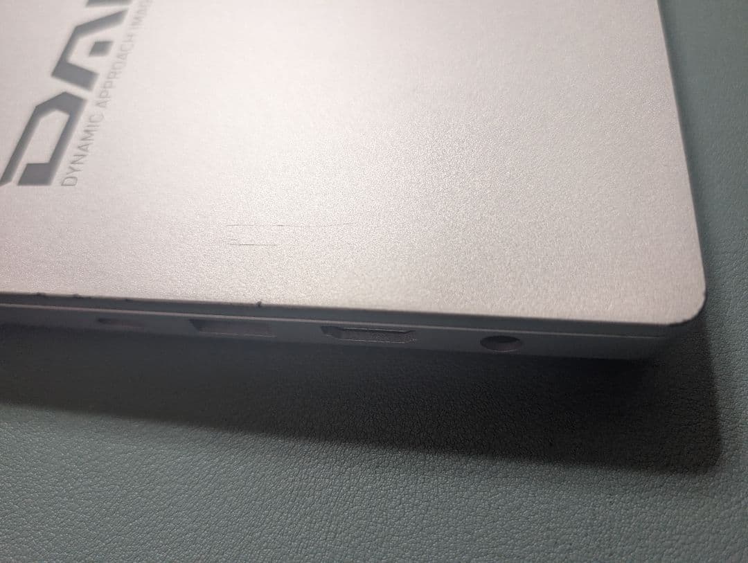 DAIV 4P Windows 11 Core i7 14型