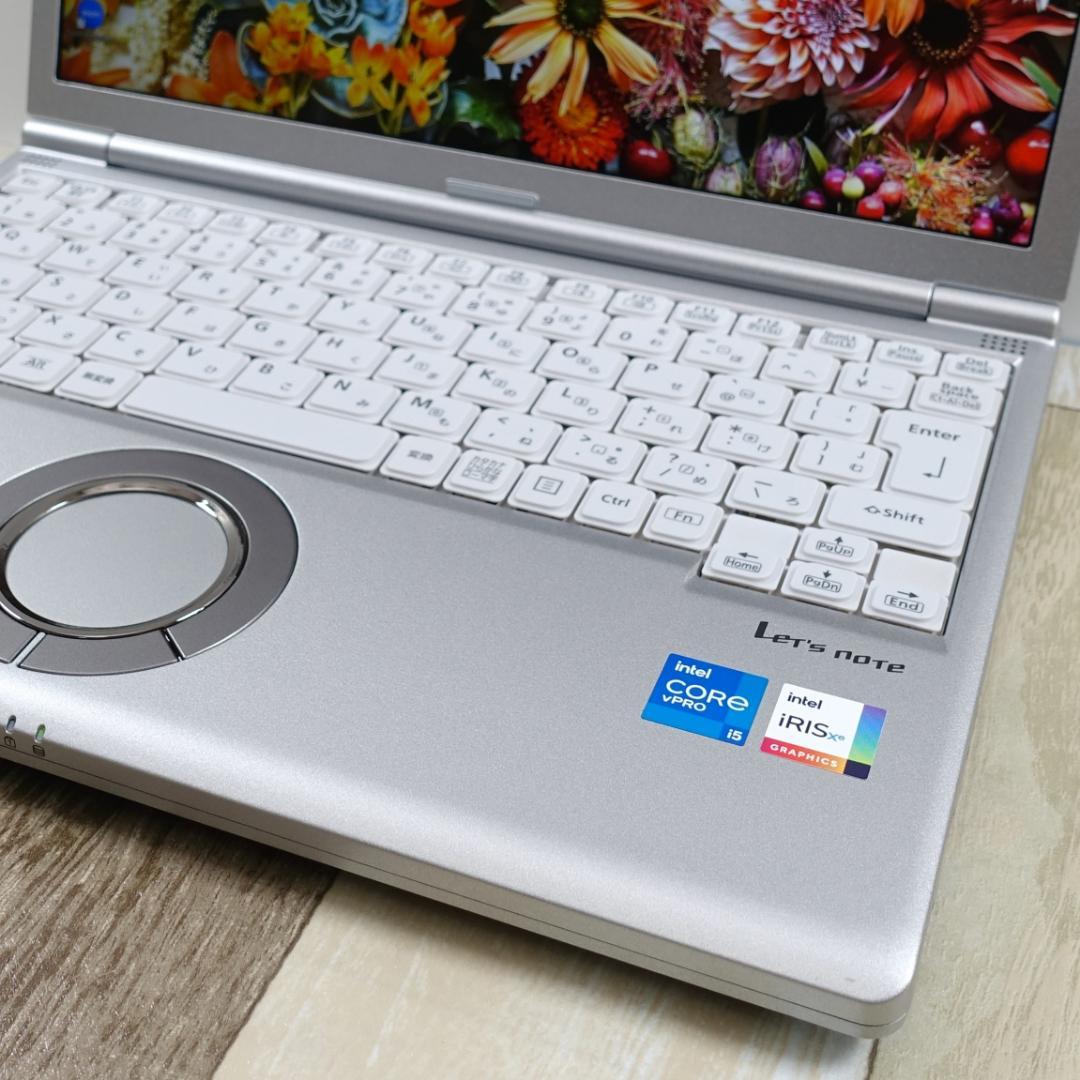 超高速大容量新品ＳＳＤ１ＴＢ搭載✨美品✨累積使用時間２１7０時間✨ノートパソコン