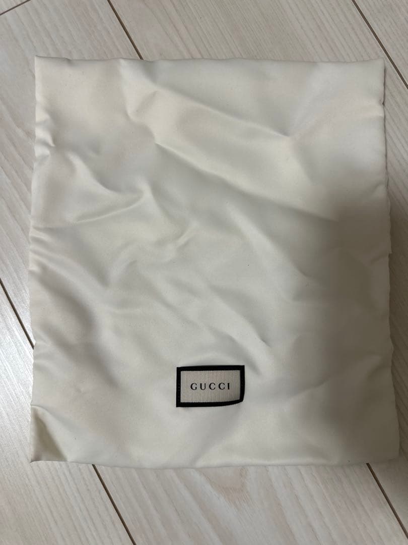 GUCCI（グッチ）長財布 ラウンドファスナー ブラック