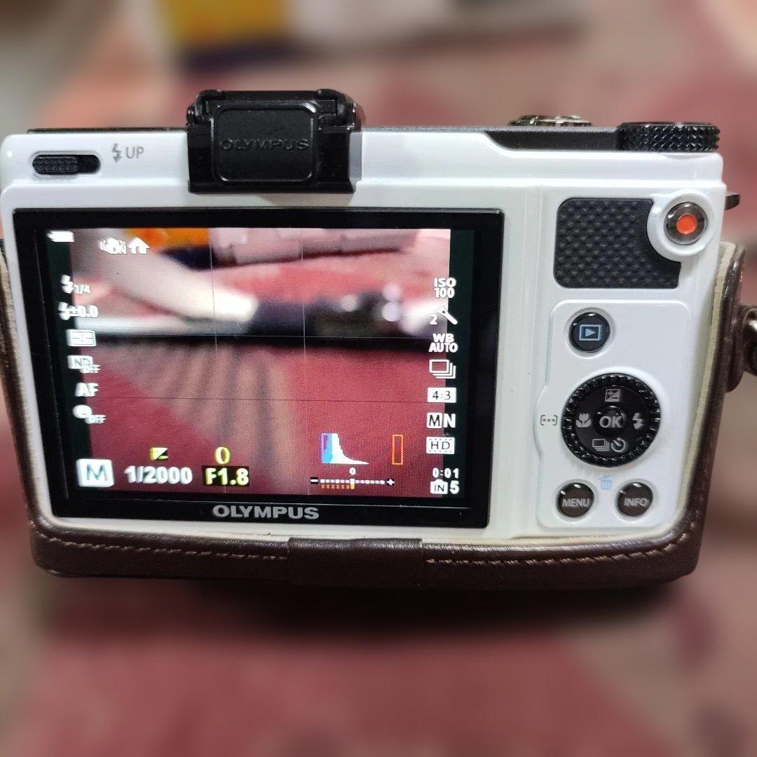 お正月価格OLYMPUS XZ-1 コンパクトデジタルカメラ　オプションセット売