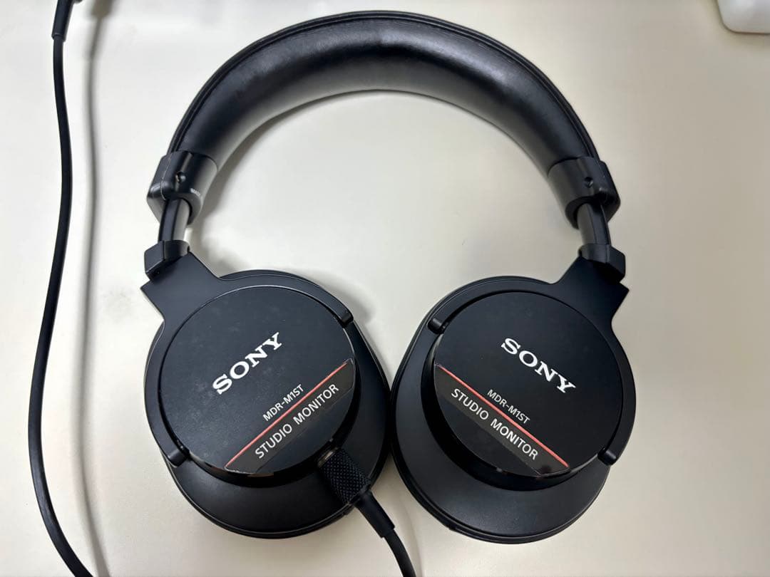 SONY スタジオモニターヘッドホン MDR-M1ST