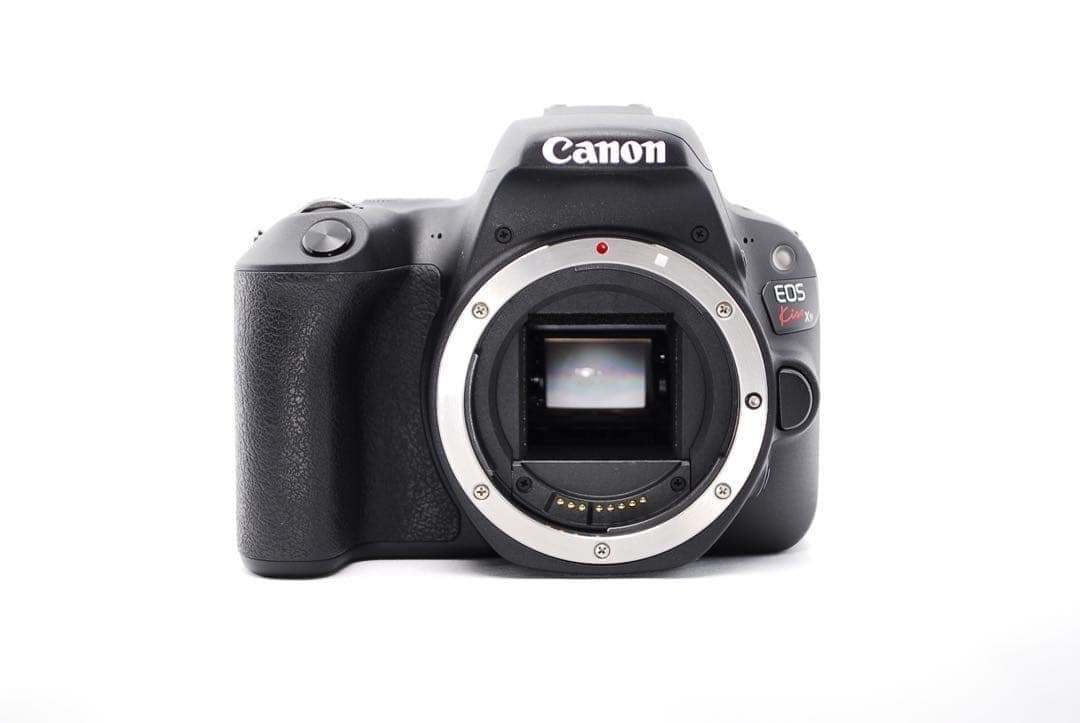 買って後悔なし✨超美品✨Canon Kiss X9✨軽量＆コンパクト✨
