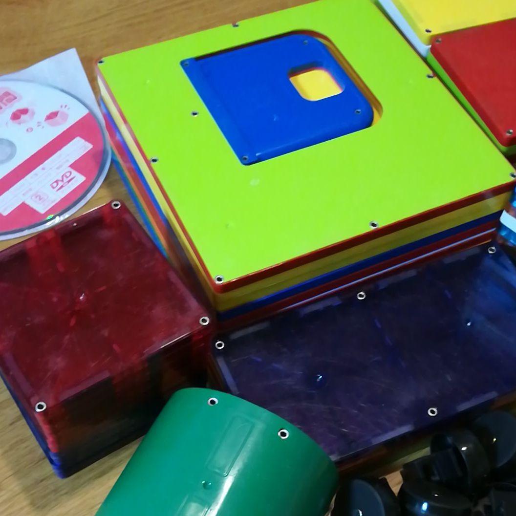 ピタゴラス　ひらめきのプレート　154パーツ+DVD