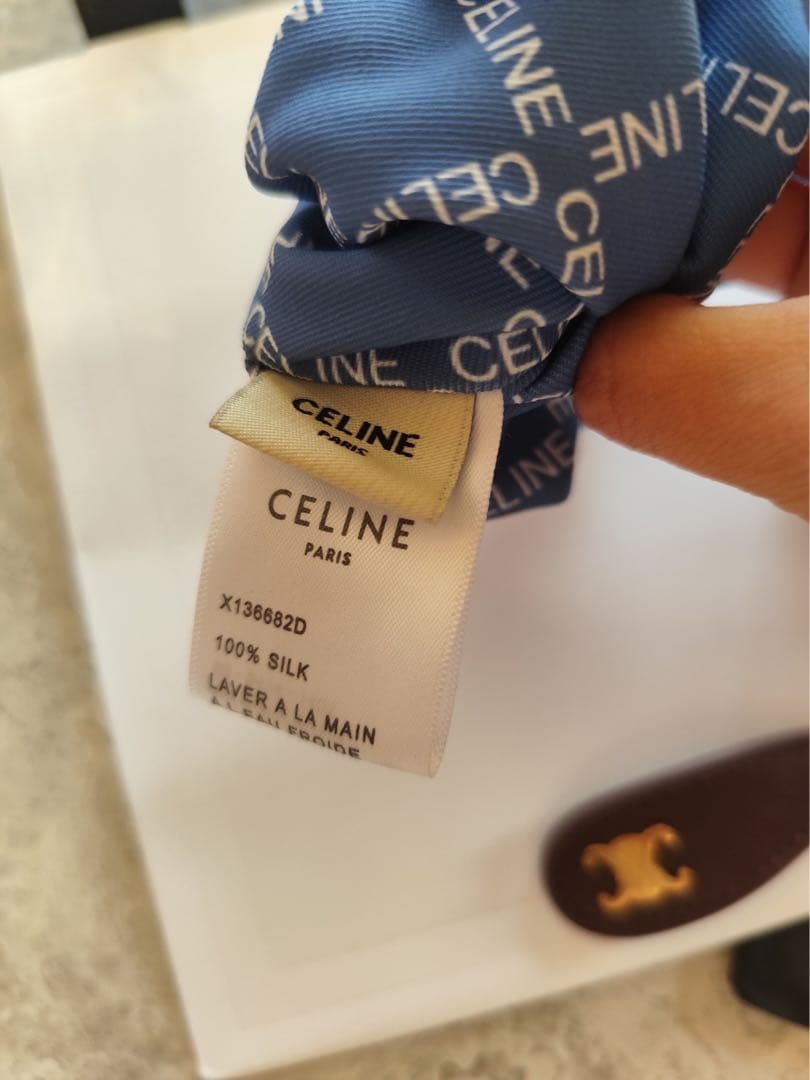 CELINE ロゴ入りシュシュ＆ヘアピン　2点セット