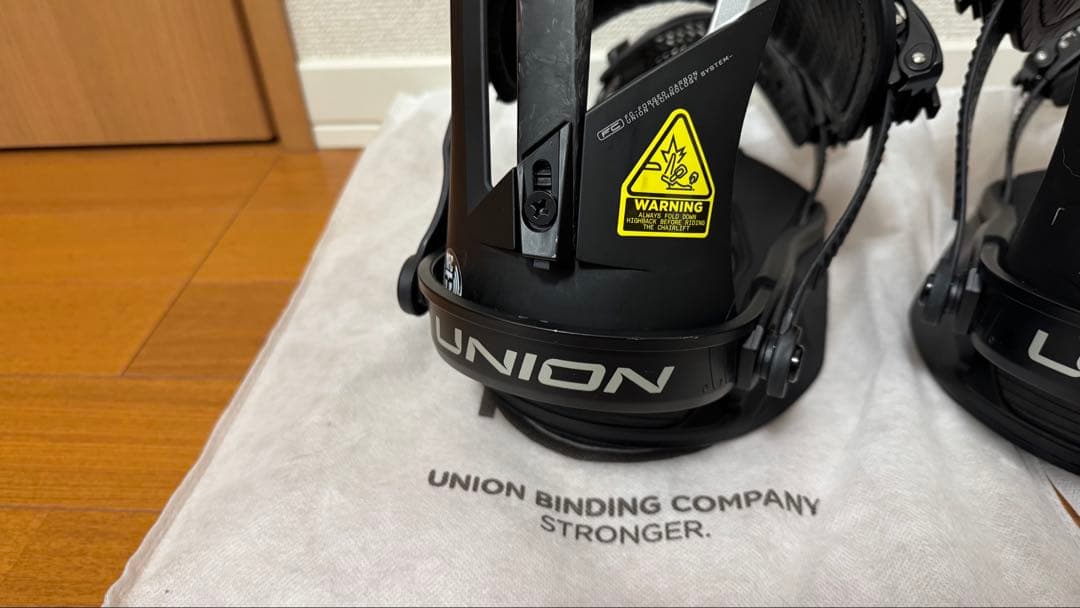 極美品 UNION FALCOR 25-26 Mサイズ（26 ~28cm）