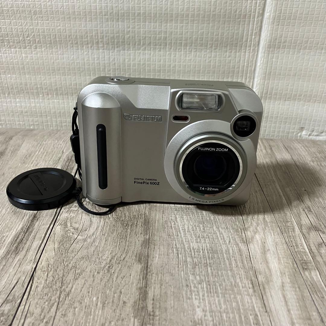 3F 【希少】FUJIFILM FinePix 600Z オールドデジカメセット