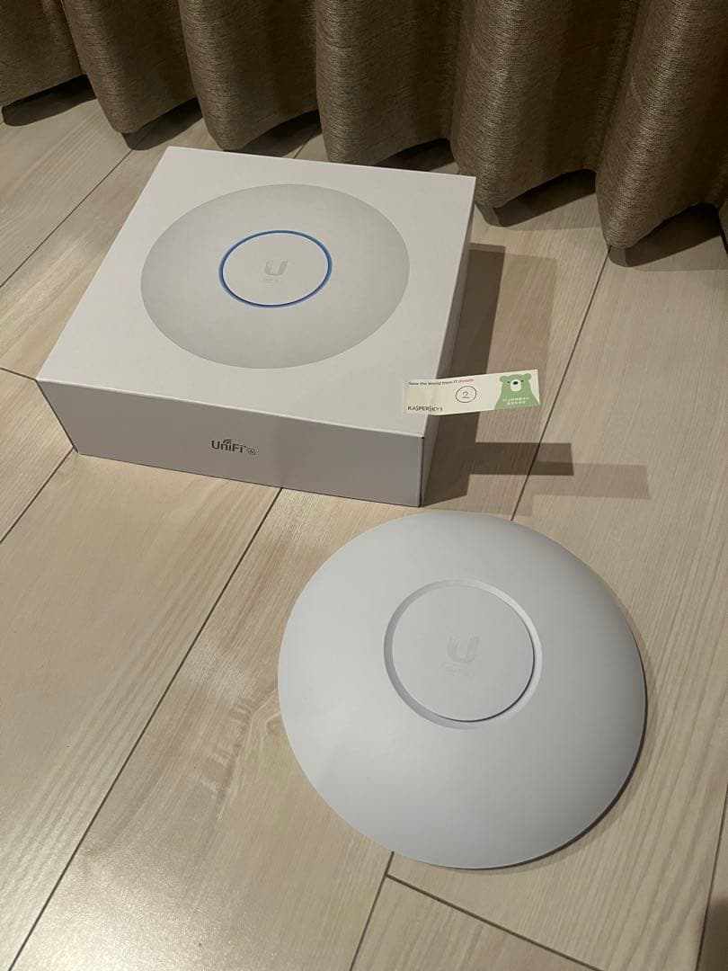 ②Ubiquiti UniFi U6 Pro 無線LANアクセスポイント